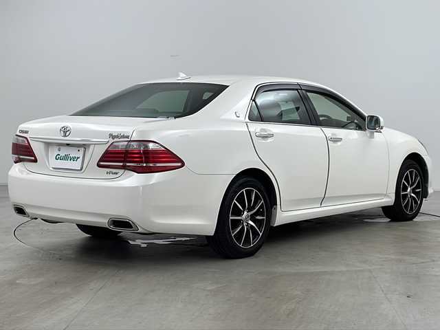 トヨタ クラウン ロイヤル Rサルーンi－FourSPナビP 道央・札幌 2012(平24)年 8.4万km ホワイトパールクリスタルシャイン ・4WD/・寒冷地仕様/・純正ナビ&CD&DVD&HDD&フルセグTV/・バックカメラ/・クルーズコントロール/・社外ドライブレコーダー前後/・ビルトインETC/・ECO MODE/・フロントワイパーデアイサー/・社外フロアマット/・HIDヘッドライト/・オートライト/・純正エンジンスターター/・スマートキー/・スペアキー