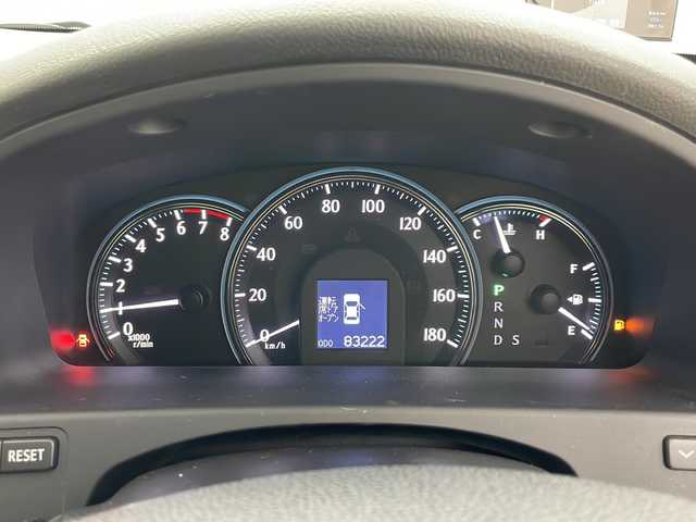 トヨタ クラウン ロイヤル Rサルーンi－FourSPナビP 道央・札幌 2012(平24)年 8.4万km ホワイトパールクリスタルシャイン ・4WD/・寒冷地仕様/・純正ナビ&CD&DVD&HDD&フルセグTV/・バックカメラ/・クルーズコントロール/・社外ドライブレコーダー前後/・ビルトインETC/・ECO MODE/・フロントワイパーデアイサー/・社外フロアマット/・HIDヘッドライト/・オートライト/・純正エンジンスターター/・スマートキー/・スペアキー