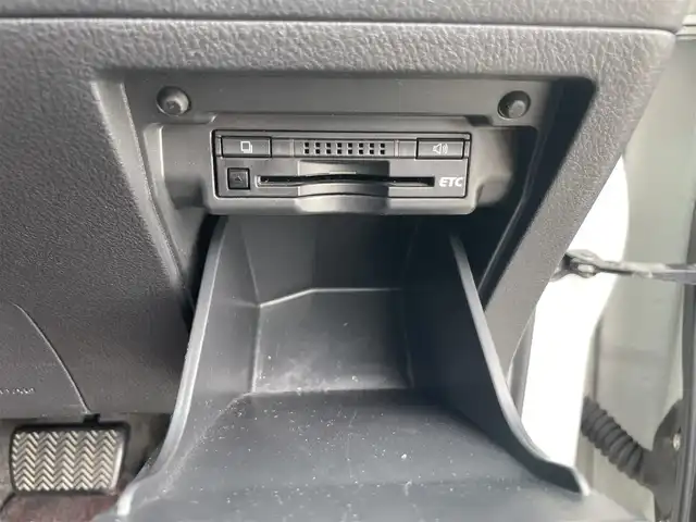 トヨタ アルファード 240S タイプゴールド 大阪府 2013(平25)年 11.1万km ホワイトパールクリスタルシャイン (株)IDOMが運営する【じしゃロン堺店】の自社ローン専用車両になります。/こちらは現金またはオートローンご利用時の価格です。自社ローンご希望の方は別途その旨お申付け下さい