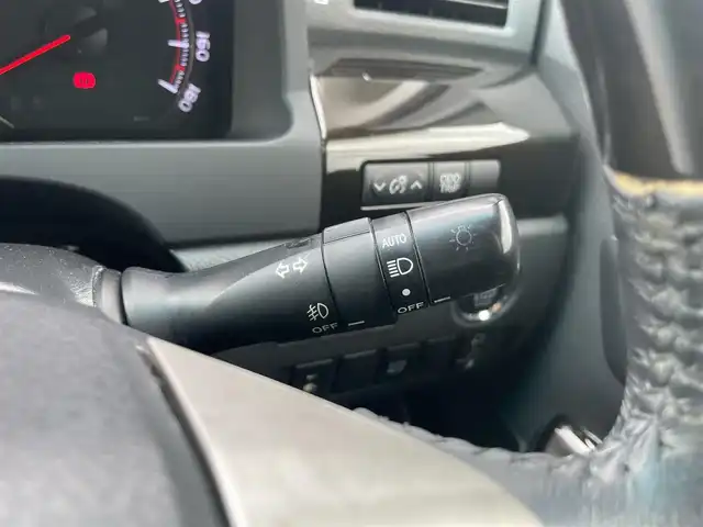 トヨタ アルファード 240S タイプゴールド 大阪府 2013(平25)年 11.1万km ホワイトパールクリスタルシャイン (株)IDOMが運営する【じしゃロン堺店】の自社ローン専用車両になります。/こちらは現金またはオートローンご利用時の価格です。自社ローンご希望の方は別途その旨お申付け下さい