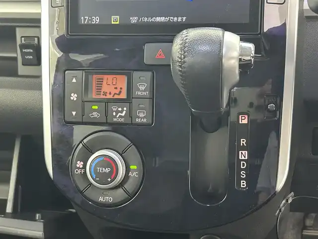 ダイハツ タント カスタム RS トップED SA Ⅲ 熊本県 2018(平30)年 5万km パールホワイトⅢ 禁煙車　/純正ナビ（ＣＤ・ＤＶＤ・ＳＤ・ＵＳＢ・ＨＤＭＩ）/全周囲カメラ　/社外前方ドライブレコーダー　/後ろのみクリアランスソナー　/運転席シートヒーター　/両側パワースライドドア/衝突軽減ブレーキ　/横滑り防止/アイドリングストップ/純正フロアマット/純正１５インチAW/オートライト/オートマチックハイビーム/LEDヘッドライト/スマートキー/プッシュスタート/保証書/取扱説明書