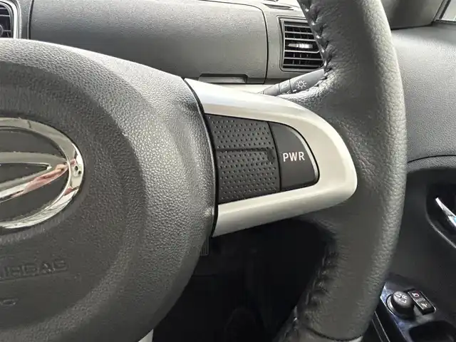 ダイハツ タント カスタム RS トップED SA Ⅲ 熊本県 2018(平30)年 5万km パールホワイトⅢ 禁煙車　/純正ナビ（ＣＤ・ＤＶＤ・ＳＤ・ＵＳＢ・ＨＤＭＩ）/全周囲カメラ　/社外前方ドライブレコーダー　/後ろのみクリアランスソナー　/運転席シートヒーター　/両側パワースライドドア/衝突軽減ブレーキ　/横滑り防止/アイドリングストップ/純正フロアマット/純正１５インチAW/オートライト/オートマチックハイビーム/LEDヘッドライト/スマートキー/プッシュスタート/保証書/取扱説明書