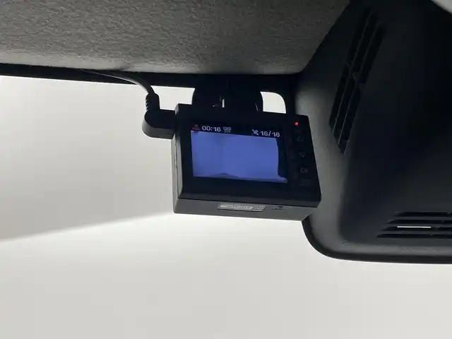スズキ ジムニー XC 埼玉県 2019(平31)年 0.2万km ジャングルグリーン 4WD/5速MT/社外ナビ/ CD DVD Bluetooth/バックカメラ/スズキセーフティサポート/レーンキープアシスト/クルーズコントロール/ミラーヒーター/ドライブレコーダー/LEDオートライト/純正アルミホイール
