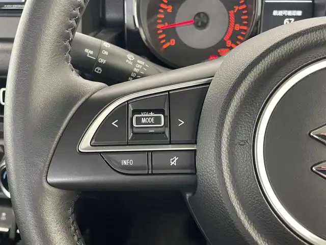 スズキ ジムニー XC 埼玉県 2019(平31)年 0.2万km ジャングルグリーン 4WD/5速MT/社外ナビ/ CD DVD Bluetooth/バックカメラ/スズキセーフティサポート/レーンキープアシスト/クルーズコントロール/ミラーヒーター/ドライブレコーダー/LEDオートライト/純正アルミホイール