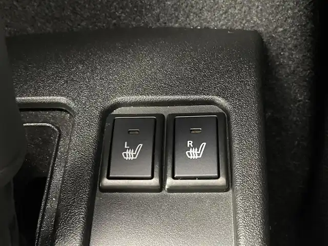 スズキ ジムニー XC 埼玉県 2019(平31)年 0.2万km ジャングルグリーン 4WD/5速MT/社外ナビ/ CD DVD Bluetooth/バックカメラ/スズキセーフティサポート/レーンキープアシスト/クルーズコントロール/ミラーヒーター/ドライブレコーダー/LEDオートライト/純正アルミホイール