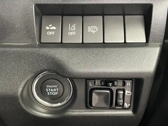 スズキ ジムニー XC 埼玉県 2019(平31)年 0.2万km ジャングルグリーン 4WD/5速MT/社外ナビ/ CD DVD Bluetooth/バックカメラ/スズキセーフティサポート/レーンキープアシスト/クルーズコントロール/ミラーヒーター/ドライブレコーダー/LEDオートライト/純正アルミホイール
