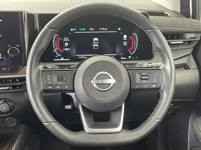 日産 オーラ G レザーエディション 群馬県 2024(令6)年 1.2万km ピュアホワイトパール ・純正９インチナビ/・アラウンドビューモニター/・衝突軽減/・レーンキープアシスト/・インテリジェントクルーズコントロール/・ステアリングヒーター/・置くだけ充電/・インテリジェントミラー/・前後ドライブレコーダー/・ETC2.0 /・BOSEサウンド/・レザーシート/・DN席シートヒーター/・純正フロアマット/・純正アルミホイール/・LEDヘッドライト/・スマートキー/・プッシュスタート