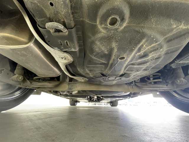 日産 オーラ G レザーエディション 群馬県 2024(令6)年 1.2万km ピュアホワイトパール ・純正９インチナビ/・アラウンドビューモニター/・衝突軽減/・レーンキープアシスト/・インテリジェントクルーズコントロール/・ステアリングヒーター/・置くだけ充電/・インテリジェントミラー/・前後ドライブレコーダー/・ETC2.0 /・BOSEサウンド/・レザーシート/・DN席シートヒーター/・純正フロアマット/・純正アルミホイール/・LEDヘッドライト/・スマートキー/・プッシュスタート