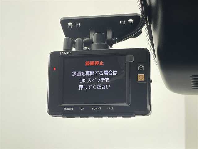 日産 オーラ G レザーエディション 群馬県 2024(令6)年 1.2万km ピュアホワイトパール ・純正９インチナビ/・アラウンドビューモニター/・衝突軽減/・レーンキープアシスト/・インテリジェントクルーズコントロール/・ステアリングヒーター/・置くだけ充電/・インテリジェントミラー/・前後ドライブレコーダー/・ETC2.0 /・BOSEサウンド/・レザーシート/・DN席シートヒーター/・純正フロアマット/・純正アルミホイール/・LEDヘッドライト/・スマートキー/・プッシュスタート