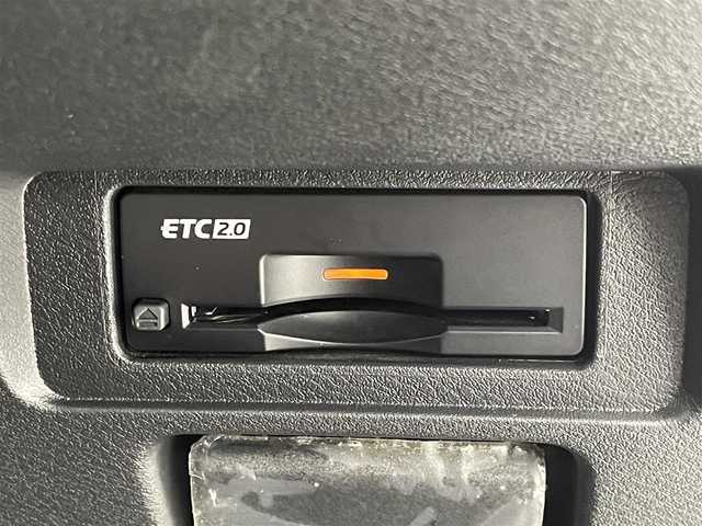 日産 オーラ G レザーエディション 群馬県 2024(令6)年 1.2万km ピュアホワイトパール ・純正９インチナビ/・アラウンドビューモニター/・衝突軽減/・レーンキープアシスト/・インテリジェントクルーズコントロール/・ステアリングヒーター/・置くだけ充電/・インテリジェントミラー/・前後ドライブレコーダー/・ETC2.0 /・BOSEサウンド/・レザーシート/・DN席シートヒーター/・純正フロアマット/・純正アルミホイール/・LEDヘッドライト/・スマートキー/・プッシュスタート