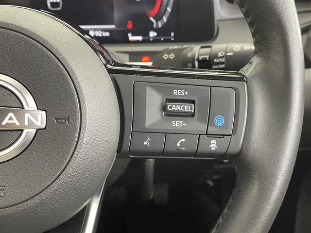 日産 オーラ G レザーエディション 群馬県 2024(令6)年 1.2万km ピュアホワイトパール ・純正９インチナビ/・アラウンドビューモニター/・衝突軽減/・レーンキープアシスト/・インテリジェントクルーズコントロール/・ステアリングヒーター/・置くだけ充電/・インテリジェントミラー/・前後ドライブレコーダー/・ETC2.0 /・BOSEサウンド/・レザーシート/・DN席シートヒーター/・純正フロアマット/・純正アルミホイール/・LEDヘッドライト/・スマートキー/・プッシュスタート