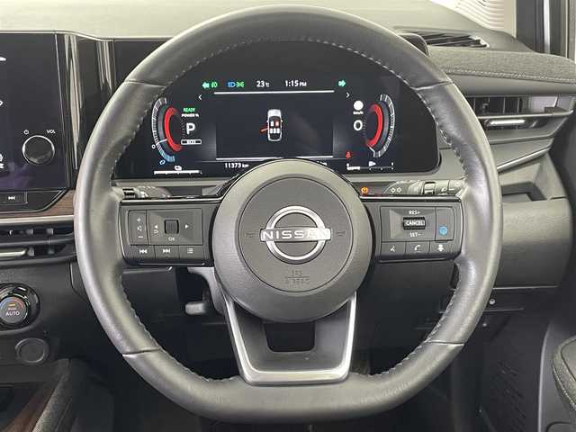 日産 オーラ G レザーエディション 群馬県 2024(令6)年 1.2万km ピュアホワイトパール ・純正９インチナビ/・アラウンドビューモニター/・衝突軽減/・レーンキープアシスト/・インテリジェントクルーズコントロール/・ステアリングヒーター/・置くだけ充電/・インテリジェントミラー/・前後ドライブレコーダー/・ETC2.0 /・BOSEサウンド/・レザーシート/・DN席シートヒーター/・純正フロアマット/・純正アルミホイール/・LEDヘッドライト/・スマートキー/・プッシュスタート