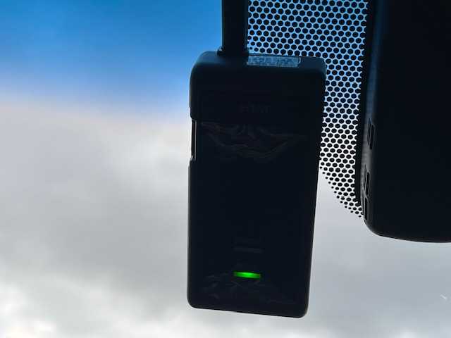 レクサス ＥＳ 300h 茨城県 2019(平31)年 8.9万km グラファイトブラックガラスフレーク 純正ナビ/-BT/AM/FM/CD/TV　/ＥＴＣ２．０　/クルーズコントロール　/バックカメラ　/ドライブレコーダー　/サンルーフ　/D席N席パワーシート　/D席N席エアシート　/D席N席シートヒーター　/ステアリングヒーター　/コーナーセンサー前後　/純正アルミホイール/純正フロアマット/LEDヘッドライト/衝突軽減システム/レーンキープアシスト