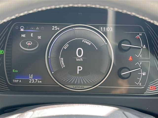レクサス ＵＸ 250h バージョンL 大阪府 2019(令1)年 1.7万km マーキュリーグレーマイカ ワンオーナー/純正メモリナビ/フルセグテレビ/ETC/ドライブレコーダー/クルーズコントロール/衝突軽減ブレーキ/レーンキープアシスト/横滑り防止装置/盗難防止装置/電動パーキングブレーキ/コーナーセンサー/メモリシート（D席）/パワーシート（D席+N席）/エアシート（D席+N席）/シートヒーター（D席+N席）/LEDヘッドライト/オートライト/オートエアコン/プッシュスタートボタン/スマートキー×2/ステアリングリモコン/革巻きステアリング/純正18インチアルミホイール/12V充電器/USBジャック/純正フロアマット/保証書/取扱説明書
