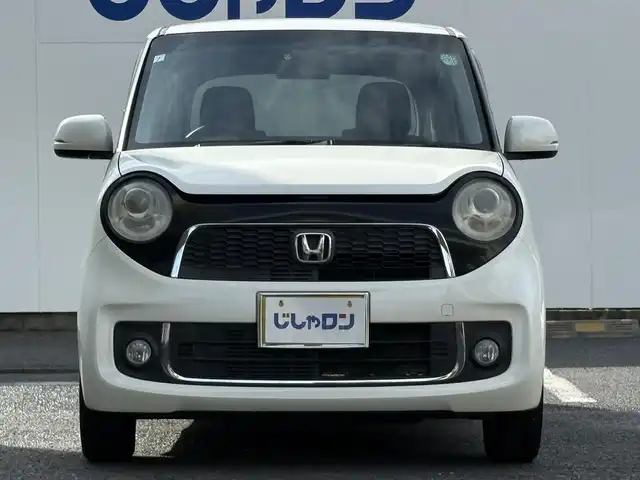 ホンダ Ｎ ＯＮＥ プレミアム Lパッケージ 埼玉県 2013(平25)年 9.6万km プレミアムホワイトパール (株)IDOMが運営する【じしゃロン鳩ヶ谷店】の自社ローン専用車両になりますこちらは現金またはオートローンご利用時の価格です。自社ローンご希望の方は別途その旨お申付け下さい/登録時95132km/純正SDナビ（Gathers VXM-122VFi）/・AM/FM/CD/DVD/MSV(SD)/BT/フルセグTV/バックカメラ/ETC/純正ドライブレコーダー/プッシュスタート/スマートキーx2/革巻ステアリング/・ステアリングリモコン/ECON/フォグランプ/電動格納機能付きウインカーミラー/純正14インチAW/ドアバイザー/純正フロアマット/取扱説明書