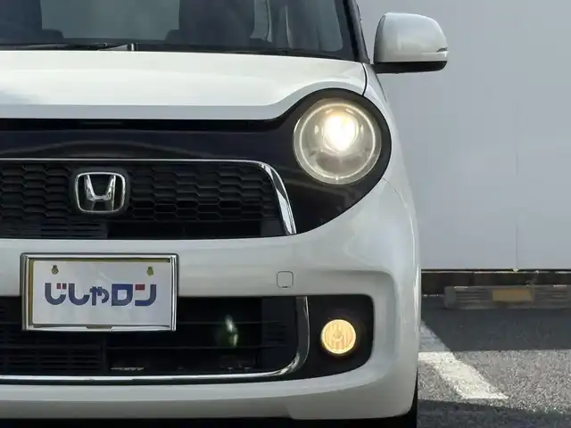 ホンダ Ｎ ＯＮＥ プレミアム Lパッケージ 埼玉県 2013(平25)年 9.6万km プレミアムホワイトパール (株)IDOMが運営する【じしゃロン鳩ヶ谷店】の自社ローン専用車両になりますこちらは現金またはオートローンご利用時の価格です。自社ローンご希望の方は別途その旨お申付け下さい/登録時95132km/純正SDナビ（Gathers VXM-122VFi）/・AM/FM/CD/DVD/MSV(SD)/BT/フルセグTV/バックカメラ/ETC/純正ドライブレコーダー/プッシュスタート/スマートキーx2/革巻ステアリング/・ステアリングリモコン/ECON/フォグランプ/電動格納機能付きウインカーミラー/純正14インチAW/ドアバイザー/純正フロアマット/取扱説明書