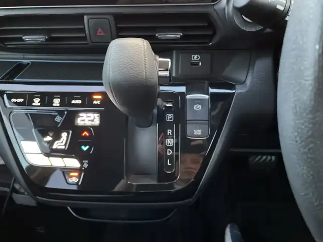 日産 デイズ HWS X プロパイロットED 千葉県 2020(令2)年 2.5万km ブラック 純正メモリナビ/(CD/iPod/USB/SD/BT)/バックカメラ/プロパイロット/衝突被害軽減システム/車線逸脱警報/クルーズコントロール/横滑り防止装置/ETC/アイドリングストップ/LEDヘッドライト/フォグランプ/オートライト/ウィンカーミラー/電動格納ミラー/社外14インチAW/シートリフター/禁煙車/プッシュスタート/スマートキー/純正フロアマット/ドアバイザー/スペアキー/保証書