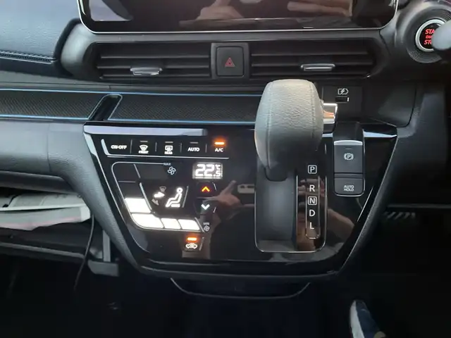 日産 デイズ HWS X プロパイロットED 千葉県 2020(令2)年 2.5万km ブラック 純正メモリナビ/(CD/iPod/USB/SD/BT)/バックカメラ/プロパイロット/衝突被害軽減システム/車線逸脱警報/クルーズコントロール/横滑り防止装置/ETC/アイドリングストップ/LEDヘッドライト/フォグランプ/オートライト/ウィンカーミラー/電動格納ミラー/社外14インチAW/シートリフター/禁煙車/プッシュスタート/スマートキー/純正フロアマット/ドアバイザー/スペアキー/保証書
