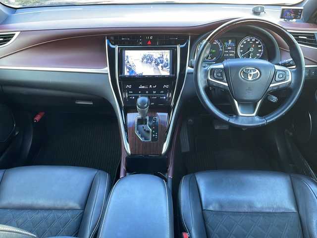 トヨタ ハリアー ハイブリッド プレミアム 福井県 2014(平26)年 11.1万km ブラキッシュレッドマイカ ワンオーナー/取説・保証書/4WD/純正メモリナビ/AM/FM/フルセグTV/BT/CD/バックカメラ/クルーズコントロール/電動リアゲート/コーナーセンサー/ビルトインETC/LEDヘッドライト/純正18インチAW/プリクラッシュセーフティ/D席パワーシート/プッシュスタート/オートライト/オートハイビーム/フォグランプ/ハーフレザーシート/ステアリングリモコン/純正フロアマット/デュアルAAC/スペアキー