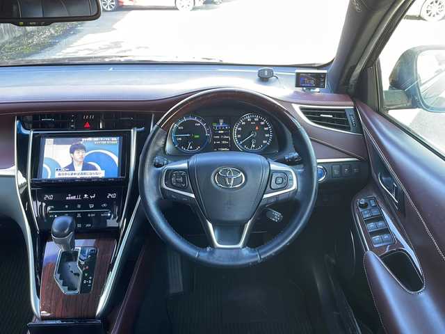 トヨタ ハリアー ハイブリッド プレミアム 福井県 2014(平26)年 11.1万km ブラキッシュレッドマイカ ワンオーナー/取説・保証書/4WD/純正メモリナビ/AM/FM/フルセグTV/BT/CD/バックカメラ/クルーズコントロール/電動リアゲート/コーナーセンサー/ビルトインETC/LEDヘッドライト/純正18インチAW/プリクラッシュセーフティ/D席パワーシート/プッシュスタート/オートライト/オートハイビーム/フォグランプ/ハーフレザーシート/ステアリングリモコン/純正フロアマット/デュアルAAC/スペアキー