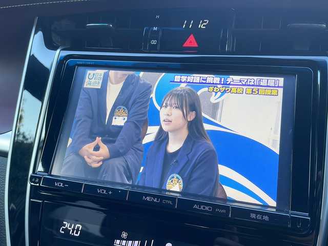 トヨタ ハリアー ハイブリッド プレミアム 福井県 2014(平26)年 11.1万km ブラキッシュレッドマイカ ワンオーナー/取説・保証書/4WD/純正メモリナビ/AM/FM/フルセグTV/BT/CD/バックカメラ/クルーズコントロール/電動リアゲート/コーナーセンサー/ビルトインETC/LEDヘッドライト/純正18インチAW/プリクラッシュセーフティ/D席パワーシート/プッシュスタート/オートライト/オートハイビーム/フォグランプ/ハーフレザーシート/ステアリングリモコン/純正フロアマット/デュアルAAC/スペアキー