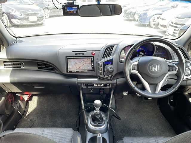 ホンダ ＣＲ－Ｚ αブラックレーベル 大阪府 2011(平23)年 8.6万km プレミアムホワイトパール Ｇａｔｈｅｒｓナビ/ＣＤ　/ＤＶＤ　/フルセグＴＶ　/バックカメラ　/全方位ドライブレコーダー　/ＨＫＳマフラー　/電格ミラー　/ウィンカーミラー　/ＥＴＣ　/オートライト/フォグランプ　/ローダウン　/オートエアコン　/横滑り防止装置