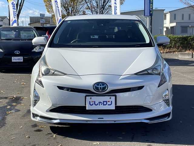 トヨタ プリウス Sセーフティプラス 宮城県 2017(平29)年 11.4万km ホワイトパールクリスタルシャイン (株)IDOMが運営する【じしゃロン仙台店】の自社ローン専用車両になりますこちらは現金またはオートローンご利用時の価格です。自社ローンご希望の方は別途その旨お申付け下さい/モデリスタエアロ/純正ナビ/フルセグTV/Bluetooth/バックカメラ/クルコン/LED/プッシュスタート