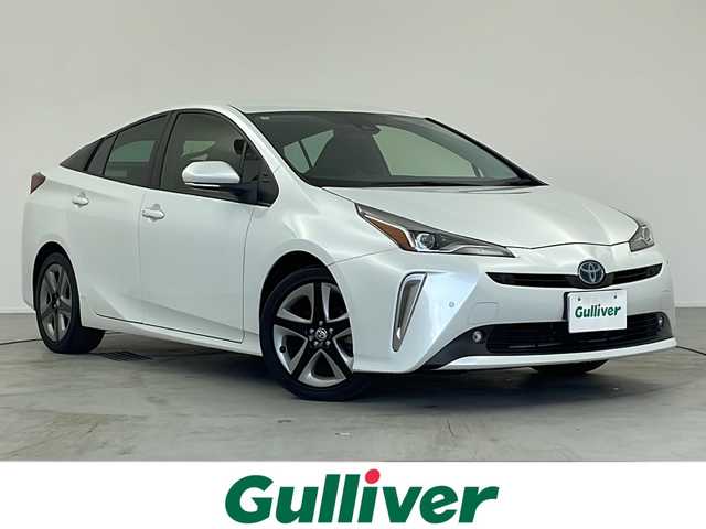 トヨタ プリウス Sツーリングセレクション 愛知県 2022(令4)年 4.9万km プラチナホワイトパールマイカ /純正9型ディスプレイオーディオ//AM/FM/USB/BT/Miracast//AppeleCarPlay/AndroidAuto//前席シートヒーター//レザーシート//バックカメラ//ビルトインETC//革巻きステアリング//ステアリングスイッチ//LEDオートライト//オートハイビーム//フォグランプ//トヨタセーフティセンス//PCS//LTA//ACC//RSA//PKSB//クリアランスソナー//ふらつき検知//横滑り防止装置//プッシュスタート//AC100V//トノカバー//純正フロアマット//ISOFIX//スマートキー