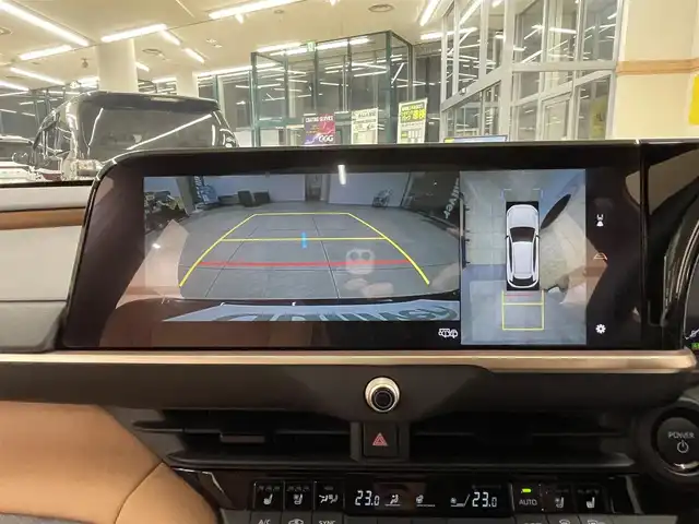 トヨタ クラウン スポーツ Z 道央・札幌 2024(令6)年 0.5万km プレシャスホワイトパール ・ワンオーナー/・４WD/・寒冷地仕様/・純正ナビ/フルセグTV/BT/・Miracast/・パノラミックビューモニター/【モデリスタエアロ】/　フロントスポイラー/　サイドスカート/　リヤスパッツ/　モデリスタミラーガーニッシュ/【純正オプション】/　オーバーフェンダー/　サイドエンブレム/・ガラスルーフ/・パワーバックドア/・ワイヤレス充電/・デジタルインナーミラー/・プリクラッシュセーフティ/・レーダークルーズコントロール/・レーンディパーチャーアラート/・ブラインドスポットモニター/・プロアクティブドライビングアシスト/・クリアランスソナー/・リヤクロストラフィックアラート/・後方車両接近告知/・リヤクロスディテクション/・パーキングサポートブレーキ/・周辺車両接近時サポート/・ロードサインアシスト/・ワイパーデアイサー/・オートマチックハイビーム/・ビルトインETC/・レザーシート/・前席パワーシート/・前席シートヒーター/ベンチレーション/・ステアリングヒーター/・パーキングアシスト/・横滑り防止/・LEDヘッドライト/・リヤフォグ/・ミラーヒーター/・冬タイヤ社外18インチAW積込