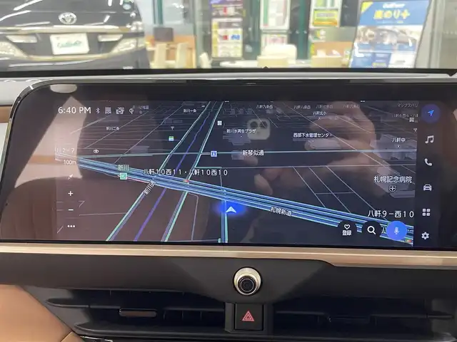 トヨタ クラウン スポーツ Z 道央・札幌 2024(令6)年 0.5万km プレシャスホワイトパール ・ワンオーナー/・４WD/・寒冷地仕様/・純正ナビ/フルセグTV/BT/・Miracast/・パノラミックビューモニター/【モデリスタエアロ】/　フロントスポイラー/　サイドスカート/　リヤスパッツ/　モデリスタミラーガーニッシュ/【純正オプション】/　オーバーフェンダー/　サイドエンブレム/・ガラスルーフ/・パワーバックドア/・ワイヤレス充電/・デジタルインナーミラー/・プリクラッシュセーフティ/・レーダークルーズコントロール/・レーンディパーチャーアラート/・ブラインドスポットモニター/・プロアクティブドライビングアシスト/・クリアランスソナー/・リヤクロストラフィックアラート/・後方車両接近告知/・リヤクロスディテクション/・パーキングサポートブレーキ/・周辺車両接近時サポート/・ロードサインアシスト/・ワイパーデアイサー/・オートマチックハイビーム/・ビルトインETC/・レザーシート/・前席パワーシート/・前席シートヒーター/ベンチレーション/・ステアリングヒーター/・パーキングアシスト/・横滑り防止/・LEDヘッドライト/・リヤフォグ/・ミラーヒーター/・冬タイヤ社外18インチAW積込