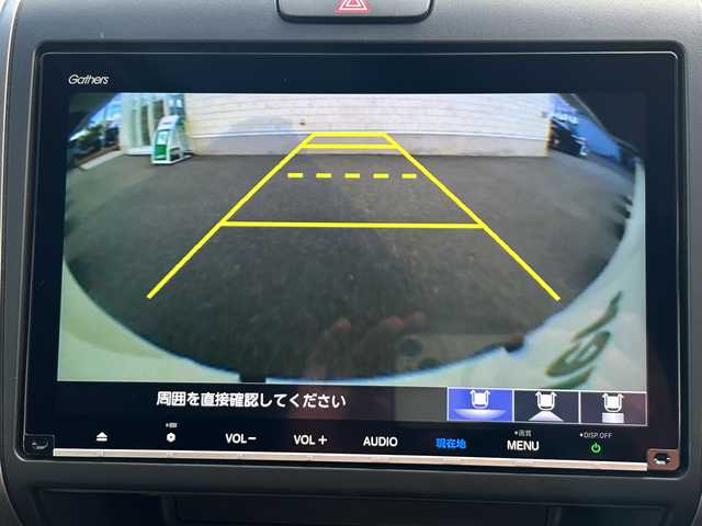 ホンダ フリード ハイブリット EX 石川県 2017(平29)年 6万km ホワイトオーキッドパール 純正SDナビ（DVD再生機能有）/ETC/ドライブレコーダー/Bluetooth/バックカメラ/フルセグTV/シートヒーター/ハーフレザーシート/衝突警報装置/レーンアシスト/両側パワースライドドア/LEDヘッドライト/レーダークルーズコントロール/スマートキー/純正15インチアルミ