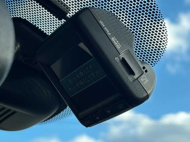 ホンダ フリード ハイブリット EX 石川県 2017(平29)年 6万km ホワイトオーキッドパール 純正SDナビ（DVD再生機能有）/ETC/ドライブレコーダー/Bluetooth/バックカメラ/フルセグTV/シートヒーター/ハーフレザーシート/衝突警報装置/レーンアシスト/両側パワースライドドア/LEDヘッドライト/レーダークルーズコントロール/スマートキー/純正15インチアルミ