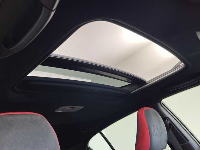 レクサス ＣＴ 200h Fスポーツ 岐阜県 2018(平30)年 5.6万km 赤 カラーコード:2LM/サンルーフ/純正ナビ/・フルセグ/・Bluetooth/バックモニター/ドライブレコーダー/ビルドインETC2.0/アダプティブクルーズコントロール/前席シートヒーター/パドルシフト/LEDライト/オートハイビーム/純正フロアマット/スマートキー/プッシュスタート