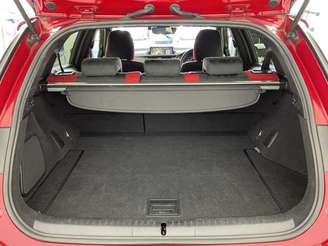 レクサス ＣＴ 200h Fスポーツ 岐阜県 2018(平30)年 5.6万km 赤 カラーコード:2LM/サンルーフ/純正ナビ/・フルセグ/・Bluetooth/バックモニター/ドライブレコーダー/ビルドインETC2.0/アダプティブクルーズコントロール/前席シートヒーター/パドルシフト/LEDライト/オートハイビーム/純正フロアマット/スマートキー/プッシュスタート