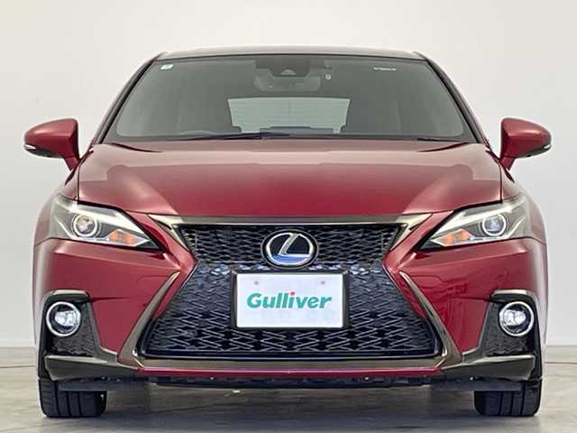 レクサス ＣＴ 200h Fスポーツ 岐阜県 2018(平30)年 5.6万km 赤 カラーコード:2LM/サンルーフ/純正ナビ/・フルセグ/・Bluetooth/バックモニター/ドライブレコーダー/ビルドインETC2.0/アダプティブクルーズコントロール/前席シートヒーター/パドルシフト/LEDライト/オートハイビーム/純正フロアマット/スマートキー/プッシュスタート