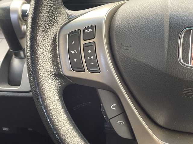 ホンダ フリード スパイク ハイブリット ジャストセレクション 千葉県 2012(平24)年 7.4万km スーパープラチナメタリック クルーズコントロール/純正メモリナビ/（ワンセグ/CD/DVD/FM/AM）/バックカメラ/アイドリングストップ/ETC/スマートキー/ステアリングスイッチ/両側パワースライドドア/純正フロアマット/キセノンヘッドライト