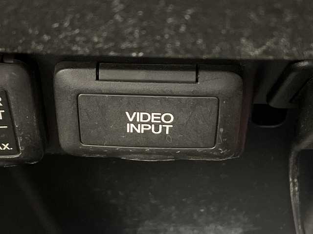 ホンダ フリード スパイク ハイブリット ジャストセレクション 千葉県 2012(平24)年 7.4万km スーパープラチナメタリック クルーズコントロール/純正メモリナビ/（ワンセグ/CD/DVD/FM/AM）/バックカメラ/アイドリングストップ/ETC/スマートキー/ステアリングスイッチ/両側パワースライドドア/純正フロアマット/キセノンヘッドライト