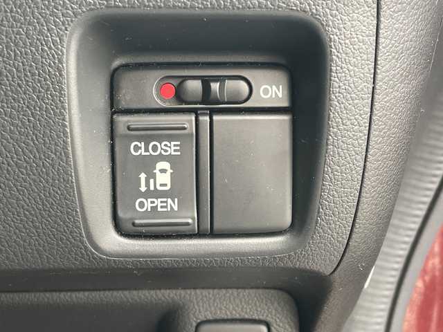 ホンダ Ｎ ＢＯＸ カスタム G Lパッケージ 千葉県 2015(平27)年 7万km プレミアムディープロッソパール ナビＶＸＭ－１５５ＶＦｉ　バックカメラ　電動スライドドア　ＣＴＢＡ　ＥＴＣ　ＢＴ　ワンセグ　ステアスイッチ　スマートキー　プッシュスタート　横滑り防止　リアサンシェード　14インチAW HID