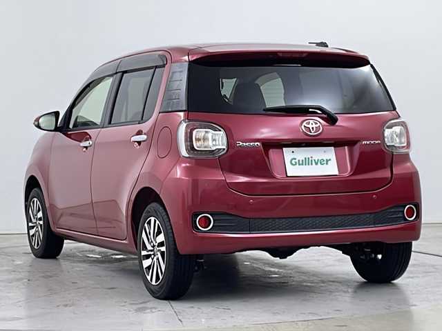 トヨタ パッソ モーダ　Gパッケージ 道央・札幌 2016(平28)年 5.4万km マゼンタベリーマイカM ・４WD/スマートアシストIII:/・衝突被害軽減ブレーキ (対歩行者)/・ペダル踏み間違い時加速抑制装置/・オートハイビーム/LEDライト/・純正ナビ（NSZN-W64T）/・Bluetooth/CD/DVD/SD/フルセグTV/・バックカメラ/・スマートキー/スペアキー１本/・コーナーセンサー/・盗難防止装置/・アイドリングストップ/・社外ETC/・純正フロアマット/・ドアバイザー/・リアコーナーセンサー