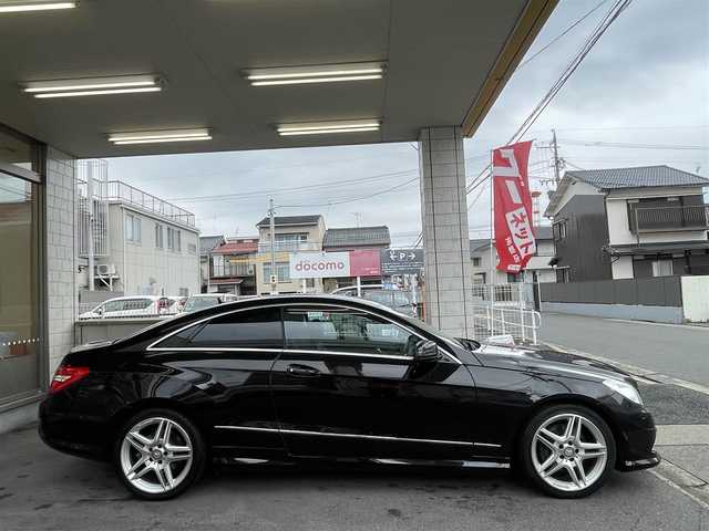 メルセデス・ベンツ Ｅ３５０ クーペ 愛知県 2013(平25)年 11.8万km オブシディアンブラック /当店買取/禁煙//純正ナビ/フルセグTV/CD/DVD/Bluetooth//バックカメラ//HID/Aライト//黒革シート/パワーシート/シートヒーター//シートベンチレーション//Pソナー/クルーズコントロール//AMG18アルミ//取説/キーレスゴー