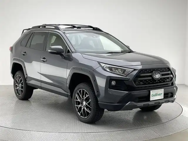 トヨタ ＲＡＶ４ アドベンチャー オフロードPKG 兵庫県 2020(令2)年 2.8万km ウォームグレーオパール 純正ディスプレイオーディオ/（AM/FM/BT）/バックカメラ/トヨタセーフティセンス/デジタルインナーミラー型ドラレコ/レザーシート/D/N席シートヒーター/ビルトインETC/ブラインドスポットモニター/LEDヘッドライト/オートライト/オートハイビーム/スペアキー1本/TRDアルミホイール