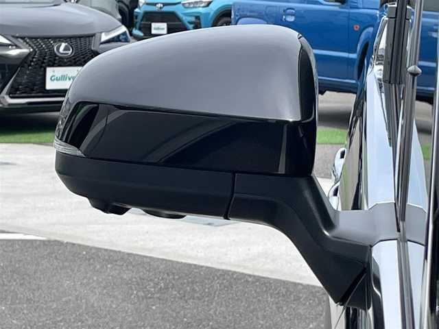 トヨタ アルファードハイブリット Z 香川県 2023(令5)年 3.6万km ブラック 登録時走行距離：35274km/メーカー純正ナビ/　BT フルセグTV/全方位カメラ/デジタルインナーミラー/ビルトインETC2.0/前後ドライブレコーダー/左右独立稼働型ムーンルーフ/両側パワースライドドア/パワーバックドア/ブラックレザーシート/パワーシート/シートベンチレーション/プリクラッシュセーフティシステム/レーンキープアシスト/レーダークルーズコントロール/クリアランスソナー/ブラインドスポットモニター/LEDヘッドライト/オートライト/オートハイビーム/フォグランプ/置くだけ充電/AC100V充電/電動シェード/オットマン/プッシュスタート/スマートキー/デジタルインナーミラー/パワーバックドア/2列目パワーシートヒーター＆クーラー/ステアリングヒーター/ビルトインETC/両側パワースライド連動スマートキー/前後ドライブレコーダー