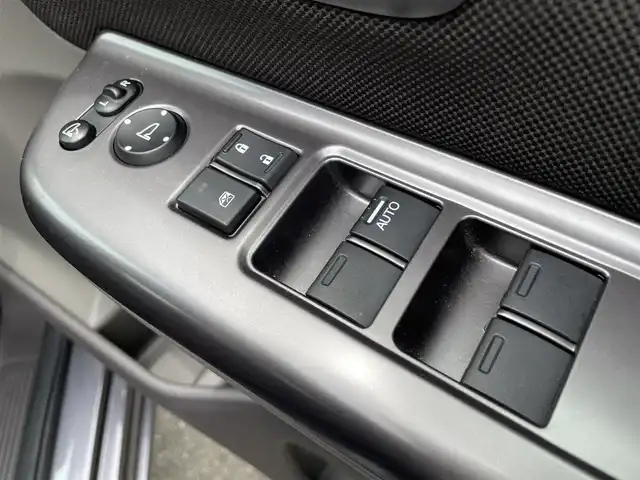 ホンダ フリード G ホンダセンシング 石川県 2019(平31)年 4.6万km グレー 純正9型メモリーナビ/純正CD/DVD/フルセグTV/バックカメラ/LEDヘッドライト/ホンダセンシング/レーダークルーズ/ETC/ドライブレコーダー/スマートキー/プッシュスタート/電動ミラー/両側パワースライドドア/社外アルミホイール/レーンキープアシスト/保証書
