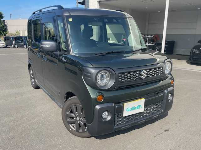 スズキ スペーシア ギア HYBRID XZターボ 道央・札幌 2023(令5)年 1.1万km クールカーキパールメタリック/ガンメタリック2トーン スズキセーフティサポート/・デュアルセンサーブレーキサポートII/・発進お知らせ機能/・標識認識機能/・HUD/・誤発進抑制機能/・後方誤発進抑制機能/・低速時ブレーキサポート（前進・後退）/・全方位モニター用カメラ/・ハイビームアシスト/・アダプティブクルーズコントロール/・車線維持支援機能/・車線逸脱抑制機能/・車線逸脱警報機能/ふらつき警報機能/ワンオーナー/純正HDDナビ/　CD DVD Bluetooth/フルセグテレビ/バックカメラ/アイドリングストップ/電格ウィンカーミラー/ドアバイザー/プッシュスタート/スマートキー/両側パワースライドドア/ビルトインETC/LEDヘッドライト/ルーフレール
