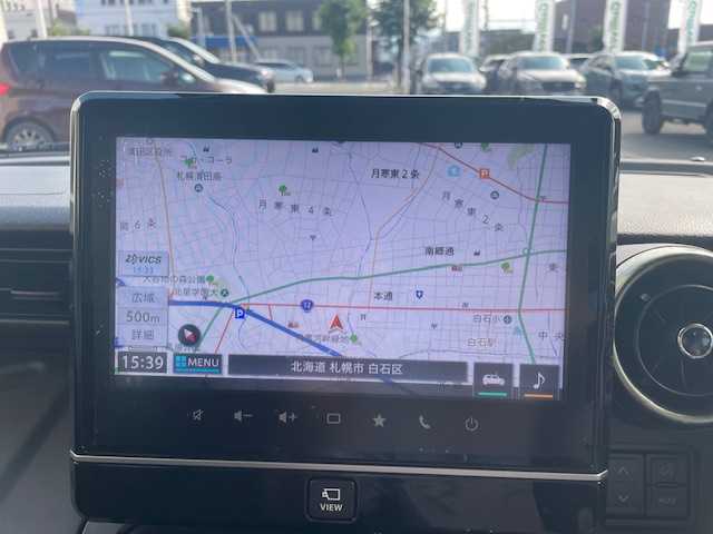 スズキ スペーシア ギア HYBRID XZターボ 道央・札幌 2023(令5)年 1.1万km クールカーキパールメタリック/ガンメタリック2トーン スズキセーフティサポート/・デュアルセンサーブレーキサポートII/・発進お知らせ機能/・標識認識機能/・HUD/・誤発進抑制機能/・後方誤発進抑制機能/・低速時ブレーキサポート（前進・後退）/・全方位モニター用カメラ/・ハイビームアシスト/・アダプティブクルーズコントロール/・車線維持支援機能/・車線逸脱抑制機能/・車線逸脱警報機能/ふらつき警報機能/ワンオーナー/純正HDDナビ/　CD DVD Bluetooth/フルセグテレビ/バックカメラ/アイドリングストップ/電格ウィンカーミラー/ドアバイザー/プッシュスタート/スマートキー/両側パワースライドドア/ビルトインETC/LEDヘッドライト/ルーフレール