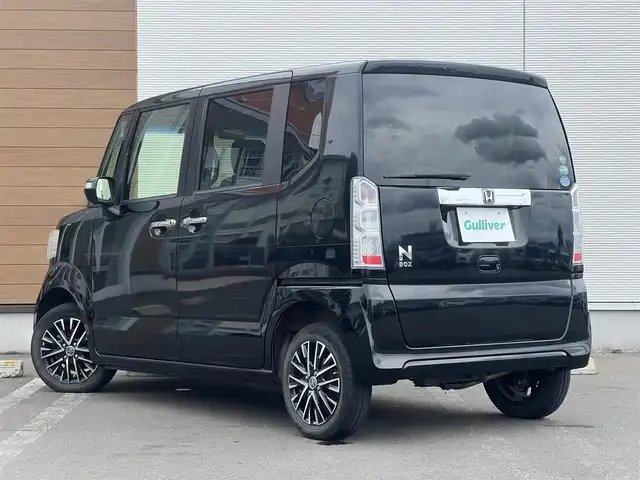 ホンダ Ｎ ＢＯＸ G Lパッケージ 秋田県 2016(平28)年 9.6万km スマートブラック ４WD/衝突軽減システム/片側パワスラ/純正ナビ/フルセグ/バックカメラ/社外アルミ/スマートキー/アイドリングストップ/プッシュスタート/前席シートヒーター/ステアリングスイッチ/ETC/純正エンジンスターター/社外フロアマット/オートライト/オートエアコン/パワーステアリング/パワーウィンドウ/横滑り防止/盗難防止装置/寒冷地仕様/レベライザー/電動格納ウィンカーミラー/保証書/取扱説明書/記録簿