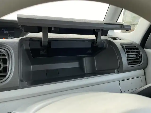 ダイハツ タント L 宮崎県 2018(平30)年 4.4万km ブラックマイカメタリック 社外ナビ「CN-RE06WD」/(AM.FM.Bluetooth.DVD.CD)/フルセグTV/バックカメラ/両側イージークローザードア/横滑り防止機能/アイドリングストップ/電動格納ミラー/パワーウィンドウ/エアコン/スペアキー