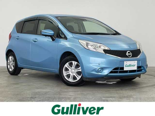 日産 ノート XVセレ +セーフ 群馬県 2015(平27)年 4.1万km ソニックブルー 衝突軽減ブレーキ　インテリジェントキー　アラウンドンビューモニター付きルームミラー　アイドリングストップ　電動格納ウインカーミラー　横滑り防止　盗難防止装置　純正フロアマット　ドアバイザー