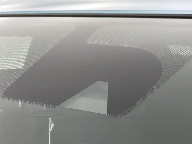 日産 ノート XVセレ +セーフ 群馬県 2015(平27)年 4.1万km ソニックブルー 衝突軽減ブレーキ　インテリジェントキー　アラウンドンビューモニター付きルームミラー　アイドリングストップ　電動格納ウインカーミラー　横滑り防止　盗難防止装置　純正フロアマット　ドアバイザー