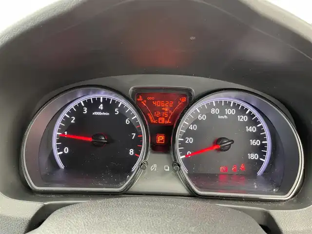 日産 ノート XVセレ +セーフ 群馬県 2015(平27)年 4.1万km ソニックブルー 衝突軽減ブレーキ　インテリジェントキー　アラウンドンビューモニター付きルームミラー　アイドリングストップ　電動格納ウインカーミラー　横滑り防止　盗難防止装置　純正フロアマット　ドアバイザー